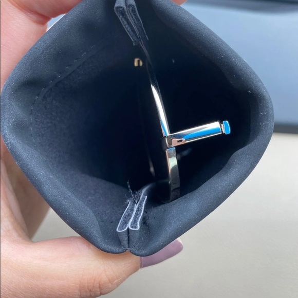 Quay High Key Sunglasses - Picture 9 of 9